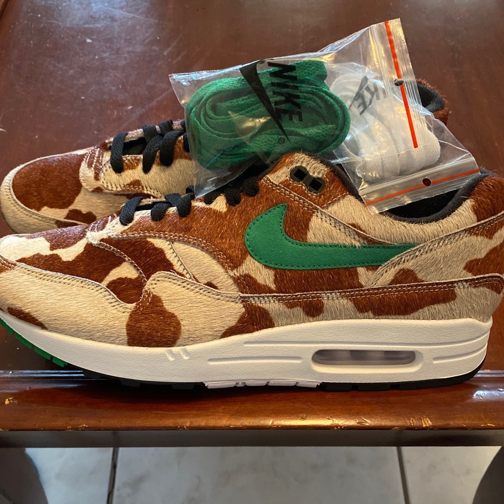 atmos x nike air max 1 dlx animal pack giraffe